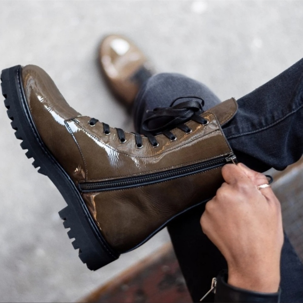 THURSDAY BOOT COMPANY🍂🍁Olive soft Combat boots